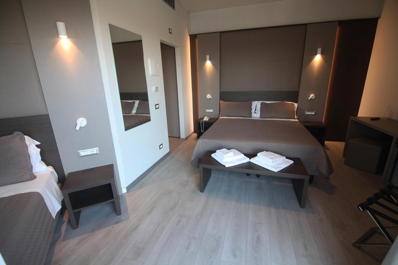 Hotel Santin Pordenone Extérieur photo